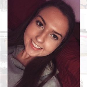 Meet your Posher, Paige